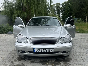 Авто Mercedes Mb 2002 № 8859080