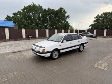 Авто Volkswagen Passat Sedan 1995 № 8859094
