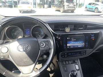 Авто Toyota Auris 2016 № 8859196