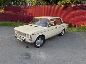 Авто ВАЗ 2103 1974 № 8859201