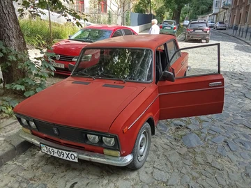 Авто ВАЗ 2103 1978 № 8859711