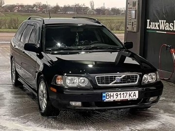 Авто Volvo V40 Kombi 2003 № 8859715