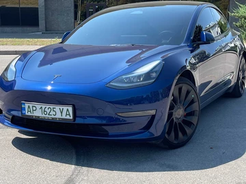 Авто Tesla Model 3 2023 № 8859969