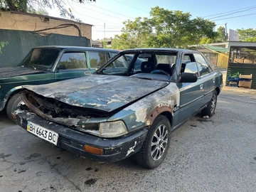 Авто Toyota Camry 1987 № 8860031