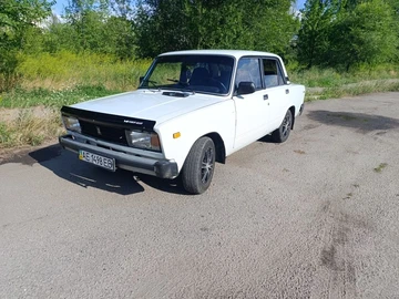 Авто ВАЗ 2105 1988 № 8860067