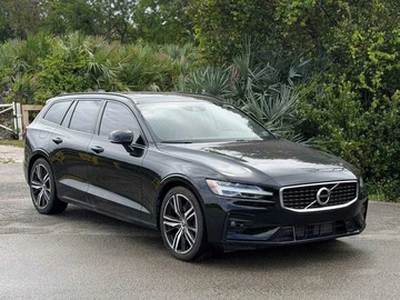 Авто Volvo V60 2020 № 8860108