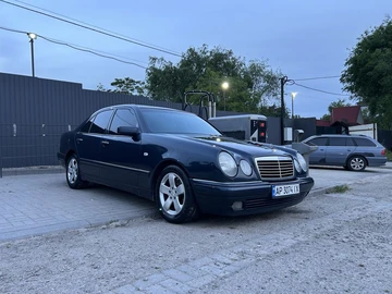 Авто Mercedes E Серия 1996 № 8860230