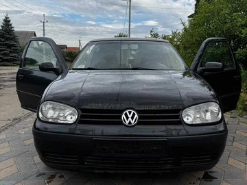 Авто Volkswagen Golf 2002 № 8860261