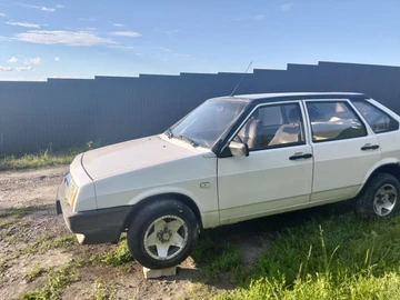 Авто ВАЗ 2109 1989 № 8860267