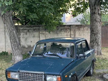 Авто ВАЗ 2107 2004 № 8860445
