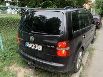 Авто Volkswagen Touran 2003 № 8860466