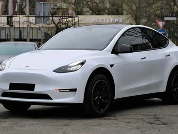 Авто Tesla Roadster 2020 № 8860477
