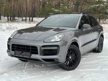 Авто Porsche Cayenne 2019 № 8860481