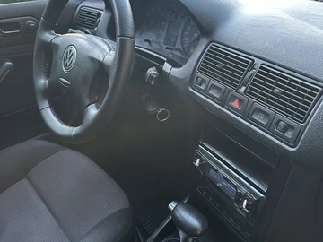 Авто Volkswagen Golf 2001 № 8860568