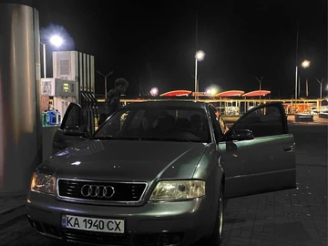 Авто Audi A6 2000 № 8860582