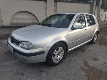 Авто Volkswagen Golf 2002 № 8860629