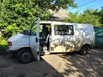 Авто Volkswagen Transporter 1998 № 8860644