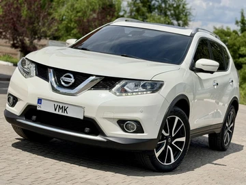 Авто Nissan X-Trail 2015 № 8860678