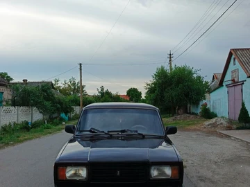 Авто ВАЗ 2107 1995 № 8861244