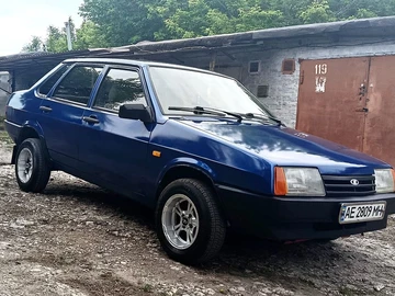 Авто ВАЗ 21099I 2004 № 8861341