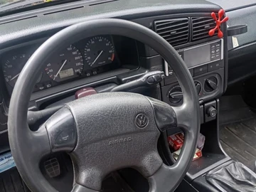 Авто Volkswagen Passat Variant 1994 № 8861427