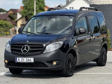 Авто Mercedes Mb 2015 № 8861586
