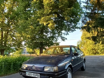 Авто Volkswagen Passat Sedan 1993 № 8861662