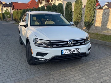 Авто Volkswagen Tiguan 2018 № 8861722