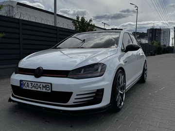 Авто Volkswagen Golf 2014 № 8862033