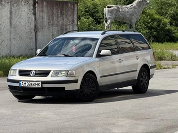 Авто Volkswagen Passat Variant 2000 № 8862037