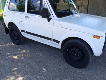 Авто ВАЗ 2121 1989 № 8862166