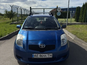 Авто Toyota Yaris 2006 № 8862272