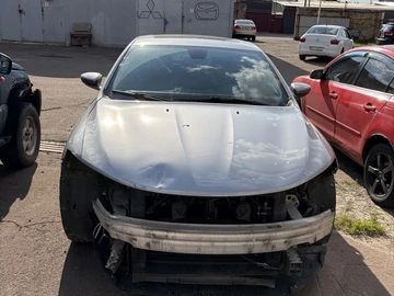Авто Chrysler 200 2014 № 8862315