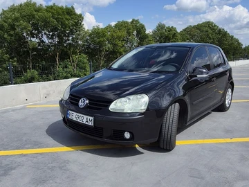 Авто Volkswagen Golf 2004 № 8862379
