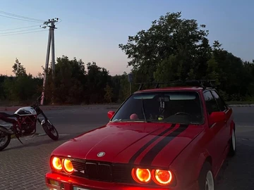 Авто BMW 3 Серия 1986 № 8862629