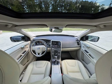 Авто Volvo Xc60 2016 № 8862661