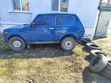 Авто ВАЗ 21214 2011 № 8862790