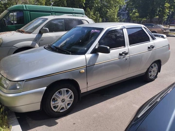 Авто ВАЗ 2110 2003 № 8862816