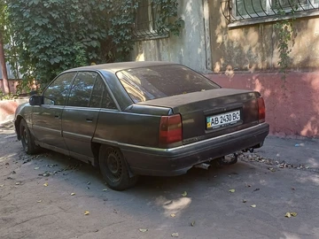 Авто Opel Omega 1992 № 8862843