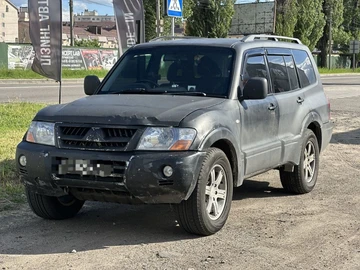 Авто Mitsubishi Pajero 2005 № 8863030