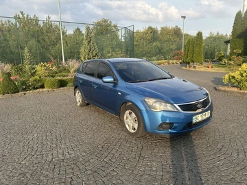 Авто KIA Cee X27 D 2011 № 8863108