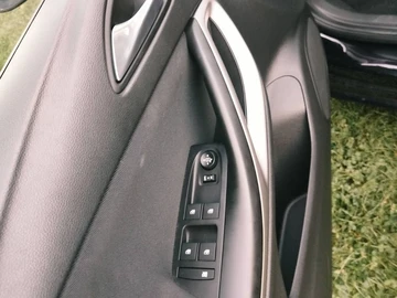 Авто Opel Astra 2021 № 8863387