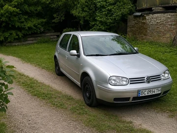 Авто Volkswagen Golf 2001 № 8863709