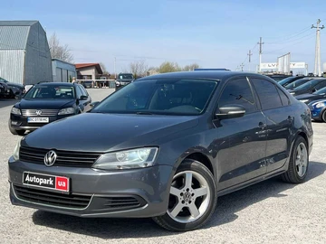 Авто Volkswagen Jetta 2013 № 8863743