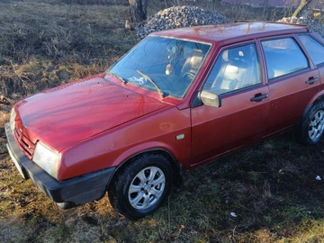Авто ВАЗ 2109 1995 № 8863871