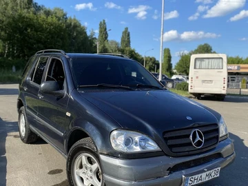 Авто Mercedes Ml Серия 2000 № 8863901