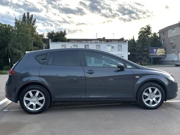 Авто SEAT Leon 2005 № 8863905