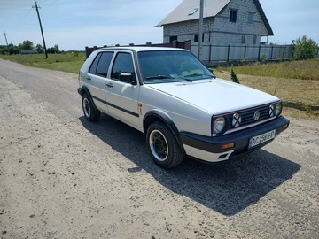 Авто Volkswagen Golf 1988 № 8863974