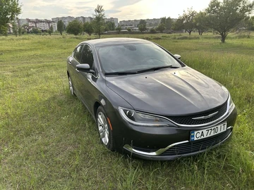 Авто Chrysler 200 2015 № 8864156