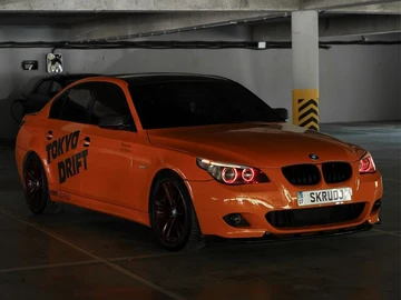 Авто BMW 5 Серия 2006 № 8864208